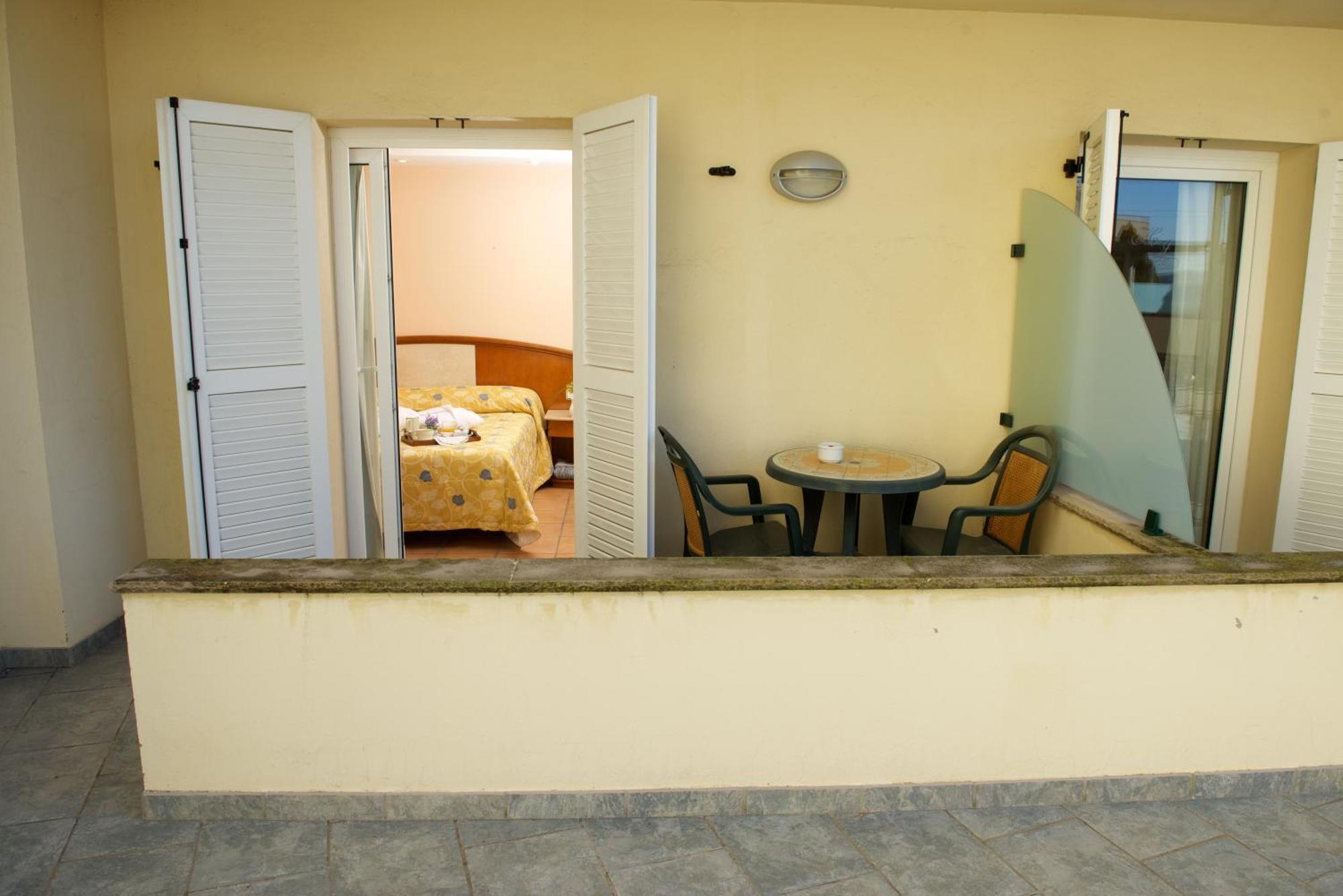 Hotel Rural Jaumet Tora de Riubregos Buitenkant foto